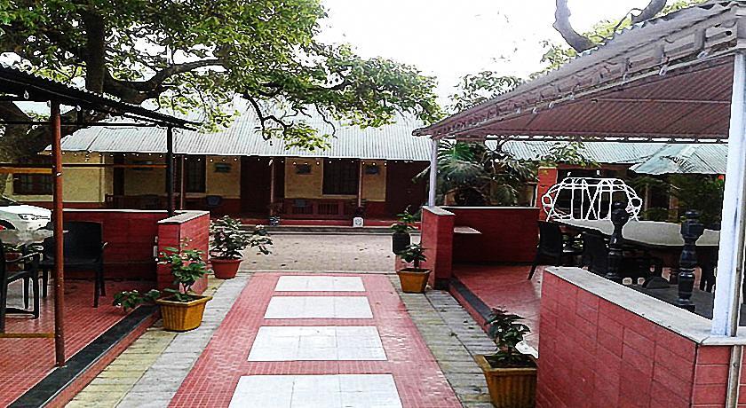 Savoy Village Mahābaleshwar Kültér fotó